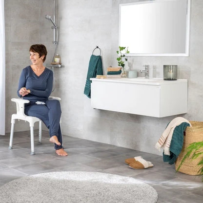 Etac Swift Brusestol Med Armlæn